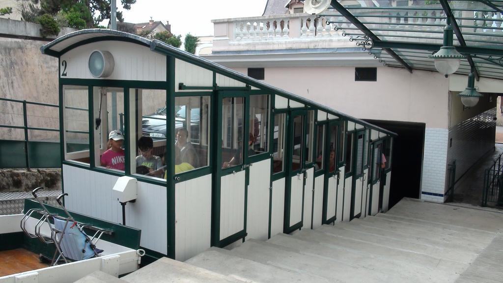 Hotel Le Littoral Évian-les-Bains Eksteriør bilde