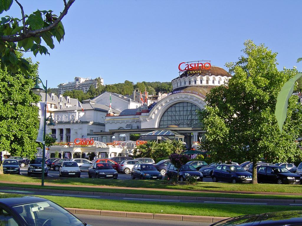 Hotel Le Littoral Évian-les-Bains Eksteriør bilde